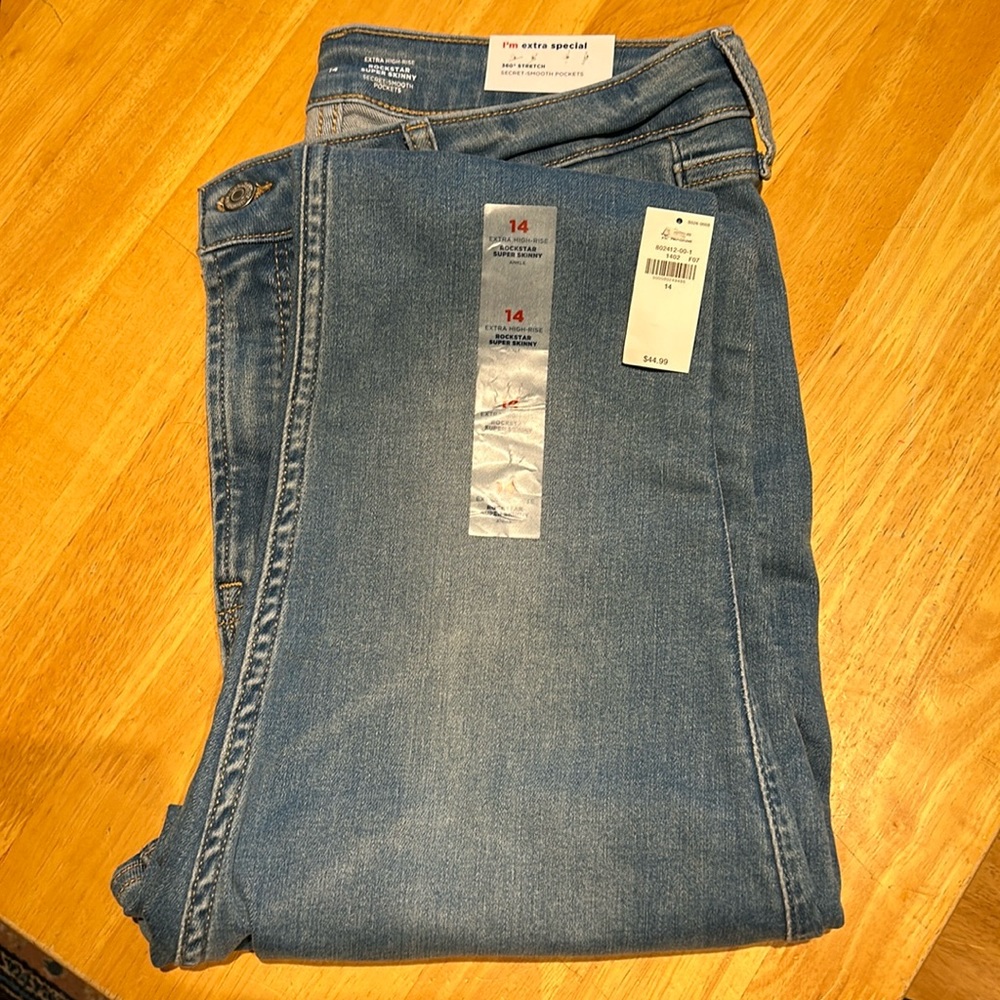Extra high-rise rockstar, super skinny ankle jeans